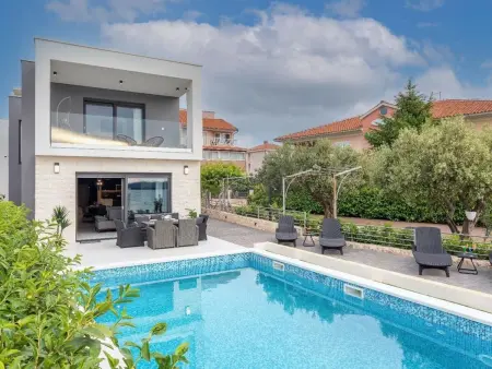Villa Marionella in Šibenik, Maison 8 personnes à Brodarica Žaborić - Photo 1