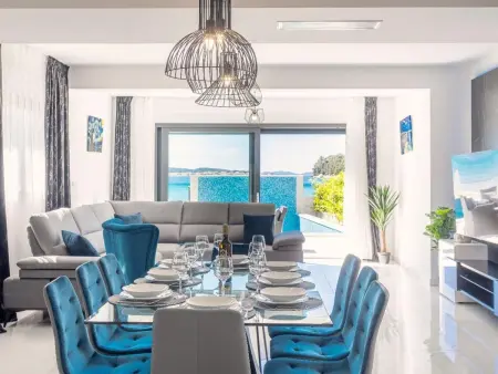 Villa Marionella in Šibenik, Maison 8 personnes à Brodarica Žaborić - Photo 6