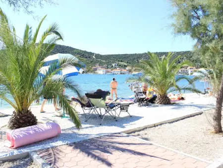 Mango  direkt am Strand, Appartement 4 personnes à Vinišće - Photo 11