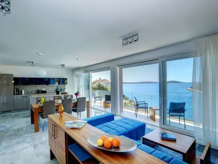 Villa by the Sea, Appartement 6 personnes à Vinišće - Photo 4
