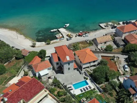 Steinvilla am Strand Nina - EOS CROATIA, Maison 8 personnes à Vinišće - Photo 2