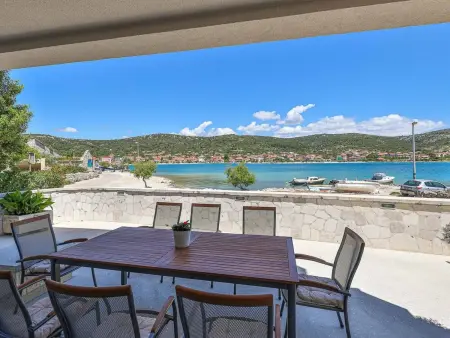 Steinvilla am Strand Nina - EOS CROATIA, Maison 8 personnes à Vinišće - Photo 15