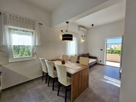 mit Terrasse, Appartement 6 personnes à Vinišće - Photo 1