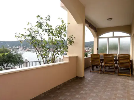mit Terrasse, Appartement 6 personnes à Vinišće - Photo 29