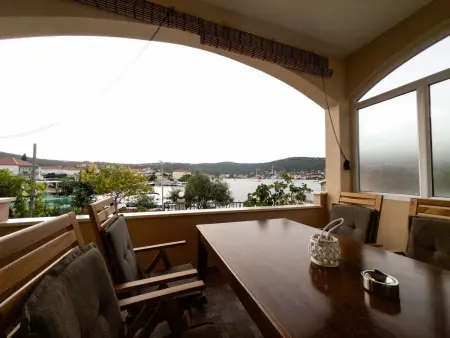 mit Terrasse, Appartement 6 personnes à Vinišće - Photo 31