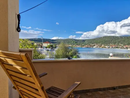 mit Terrasse, Appartement 6 personnes à Vinišće - Photo 32