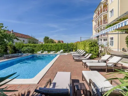 Wohnung mit Whirlpool, Appartement 2 personnes à Trogir - Photo 2