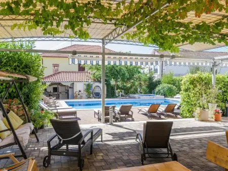 Wohnung mit Whirlpool, Appartement 2 personnes à Trogir - Photo 6