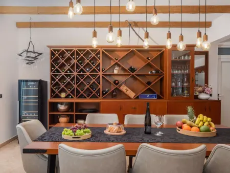 Luxuriöse Villa Elais für 10 Personen, Maison 10 personnes à Podstrana - Photo 8