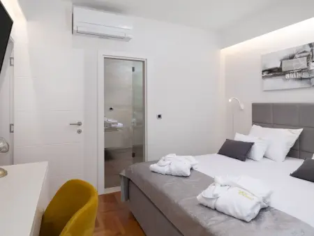 Luxuriöse Villa Elais für 10 Personen, Maison 10 personnes à Podstrana - Photo 30