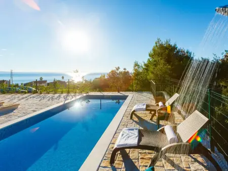 Luxuriöse Steinvilla mit privatem Swimmingpool und herrlichem Meerblick - Photo 7