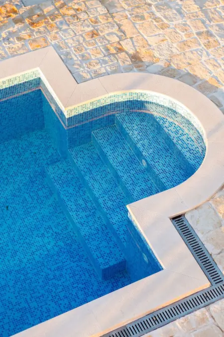 Luxuriöse Steinvilla mit privatem Swimmingpool und herrlichem Meerblick - Photo 12