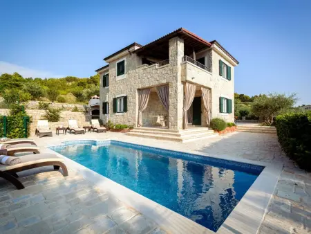 Luxuriöse Steinvilla mit privatem Swimmingpool und herrlichem Meerblick - Photo 40