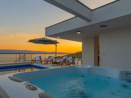 Villa Mare, Maison 8 personnes à Omiš - Photo 1