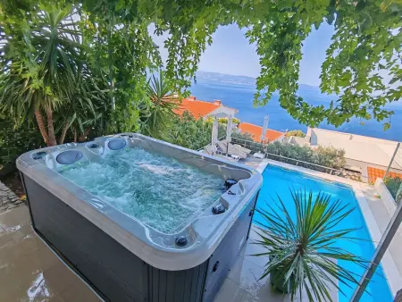 Appartement  Zorka  mit Blick auf das Wasser, Appartement 4 personnes à Omiš - Photo 1