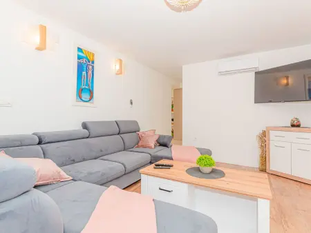 Ferienvilla 'Villa Betelgeuse, Maison 4 personnes à Omiš - Photo 14