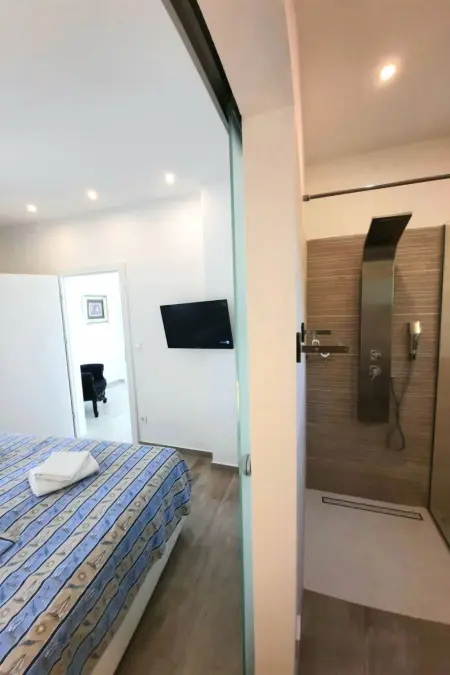 2 Schlafzimmer Villa Blue Dream mit Infinity-Pool - Photo 31