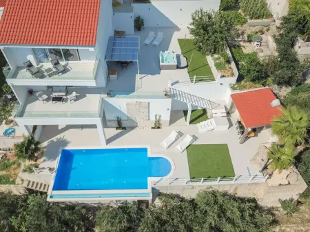 2 Schlafzimmer Villa Blue Dream mit Infinity-Pool - Photo 40