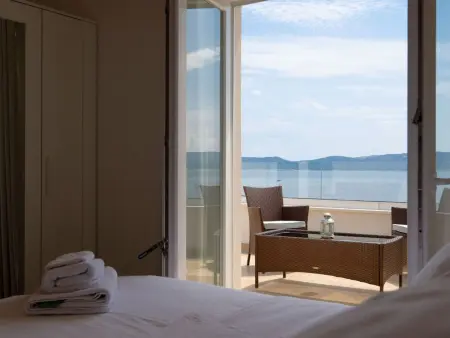 3 Schlafzimmer Villa mit beheiztem Pool und Meer - Photo 18