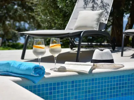 3 Schlafzimmer Villa mit beheiztem Pool und Meer - Photo 27