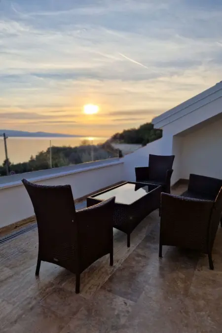 3 Schlafzimmer Villa mit beheiztem Pool und Meer - Photo 85