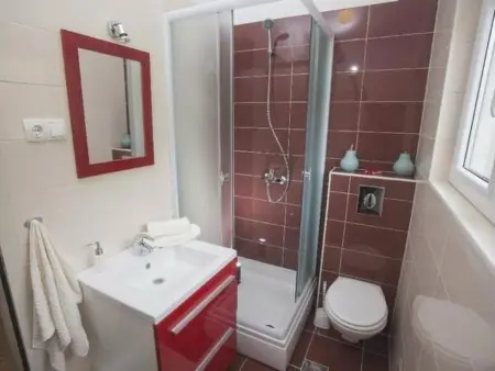 mit Privatpool neben dem Strand, Maison 12 personnes à Omiš - Photo 5