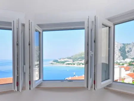 Geräumiges Ferienhaus in Omiš mit Privatem Pool - Photo 17