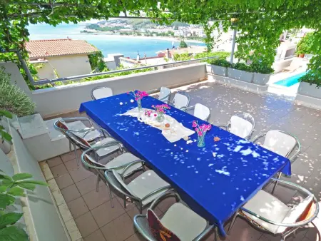 Geräumiges Ferienhaus in Omiš mit Privatem Pool - Photo 21