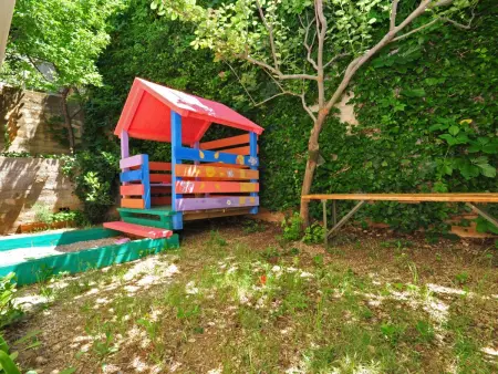 Geräumiges Ferienhaus in Omiš mit Privatem Pool - Photo 23