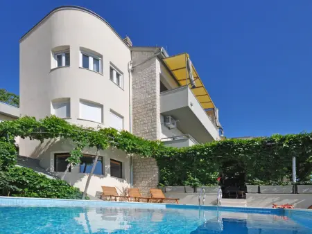 Geräumiges Ferienhaus in Omiš mit Privatem Pool - Photo 25