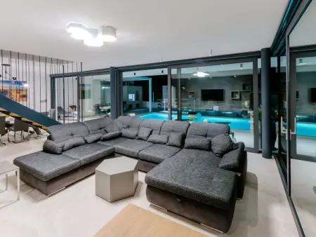 Tolles Ferienhaus in Sutivan mit Privatem Pool, Maison 8 personnes à Brač Sutivan - Photo 7