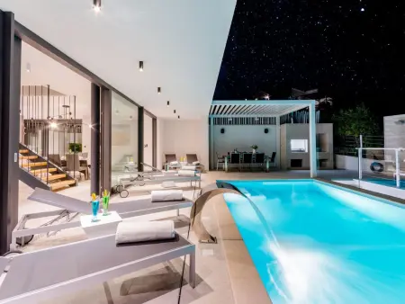 Tolles Ferienhaus in Sutivan mit Privatem Pool, Maison 8 personnes à Brač Sutivan - Photo 8