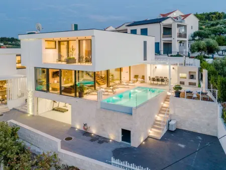 Tolles Ferienhaus in Sutivan mit Privatem Pool, Maison 8 personnes à Brač Sutivan - Photo 9