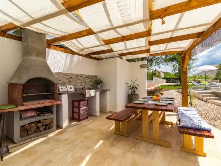 Villa May, Maison 8 personnes à Tinjan - Photo 8