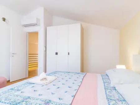 Villa May, Maison 8 personnes à Tinjan - Photo 34