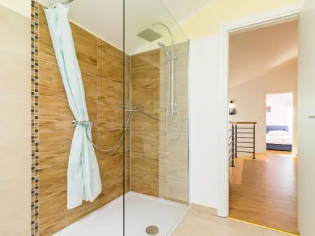 Villa May, Maison 8 personnes à Tinjan - Photo 36