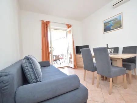 Mladen, Appartement 2 personnes à Vodice - Photo 2