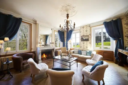 Chateau Bellevue, Château à Aspires avec Tennis & Vue Vallée - Photo 2