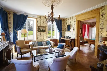 Chateau Bellevue, Château à Aspires avec Tennis & Vue Vallée - Photo 7