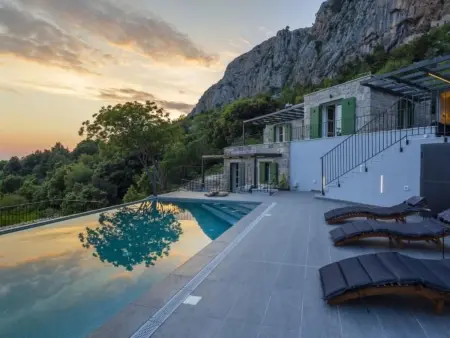 Villa 2M in Makarska, Maison 8 personnes à Makarska - Photo 3