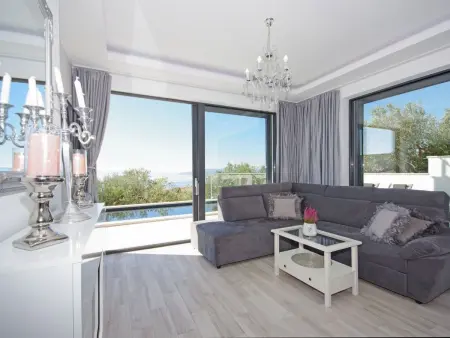 in Makarska mit Schöner Terrasse, Maison 6 personnes à Makarska - Photo 46