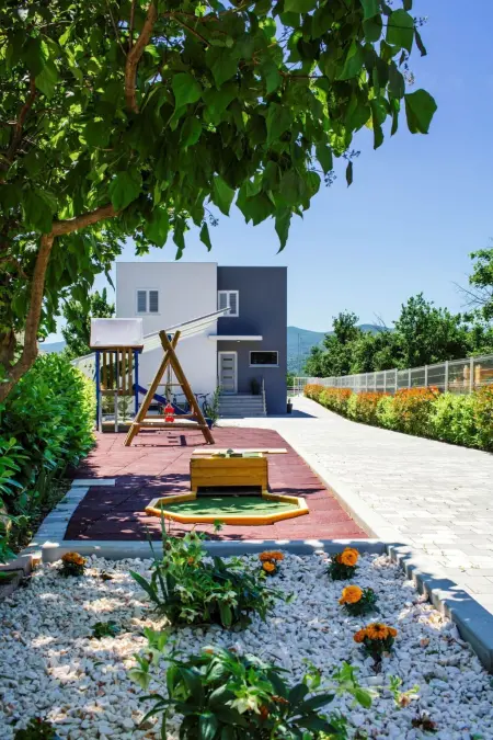 Villa 'Villa Mandalina.HR', Maison 7 personnes à Imotski - Photo 1