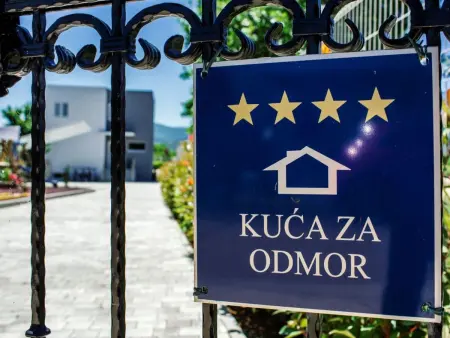 Villa 'Villa Mandalina.HR', Maison 7 personnes à Imotski - Photo 2