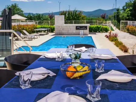 Villa 'Villa Mandalina.HR', Maison 7 personnes à Imotski - Photo 9