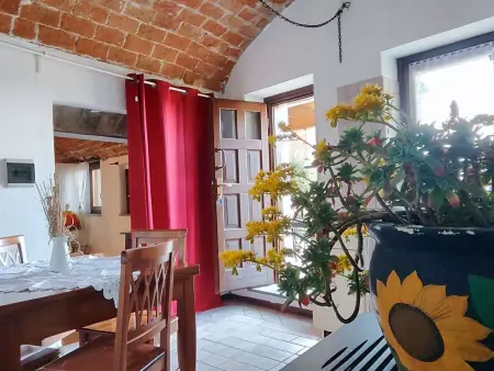 Wohnung in Brusasco mit Garten, Terrasse und Grill - Photo 1
