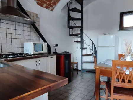 Wohnung in Brusasco mit Garten, Terrasse und Grill - Photo 5
