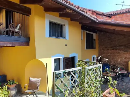 Wohnung in Brusasco mit Garten, Terrasse und Grill - Photo 9