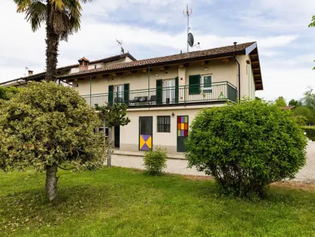 mit privatem Pool, AC und Weinkeller, Maison 8 personnes à Cisterna d'Asti - Photo 2