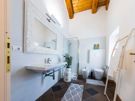 mit privatem Pool, AC und Weinkeller, Maison 8 personnes à Cisterna d'Asti - Photo 14