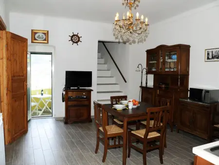'Medieval House' mit Terrasse, Appartement 7 personnes à Ventimiglia - Photo 6